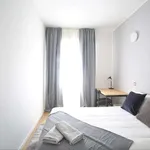 Rent a room of 150 m² in milan