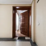 Rent 2 bedroom apartment in Madrid