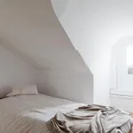 Rent 4 bedroom apartment in Lisbon