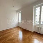 Rent 3 bedroom apartment of 105 m² in Milano