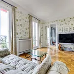 Appartement de 1561 m² avec 3 chambre(s) en location à Paris