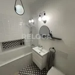 Rent 2 bedroom apartment of 65 m² in Prague