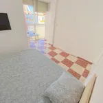 Rent 4 bedroom apartment in Seville