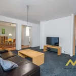 Rent 2 bedroom apartment of 98 m² in Hradec Králové