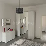 Rent 5 bedroom apartment of 85 m² in Genova