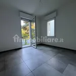 Affitto 4 camera appartamento di 90 m² in Bologna