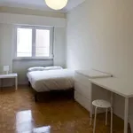 Rent a room in lisbon