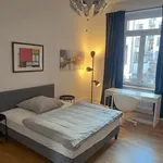 Miete 6 Schlafzimmer wohnung von 280 m² in frankfurt