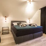 Miete 4 Schlafzimmer wohnung von 80 m² in Bottenbach