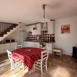 Rent 3 bedroom house of 8 m² in Planzolles