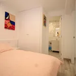 Rent 4 bedroom apartment of 65 m² in Madrid