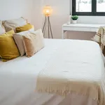 Rent 5 bedroom apartment in Barcelona