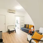 Rent 3 bedroom apartment of 80 m² in madrid