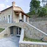 Rent 7 bedroom apartment of 150 m² in Cortona