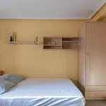 Rent 5 bedroom apartment in Valencia