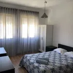 Quarto de 70 m² em porto