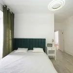 Rent a room in lisbon