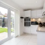 Rent 4 bedroom house in South East England