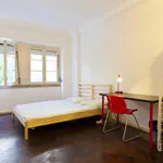 Rent 7 bedroom apartment in Lisbon