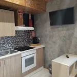 Alugar 1 quarto casa de 27 m² em Porto