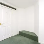 Rent 2 bedroom apartment in Edinburgh