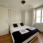 Rent 4 bedroom apartment of 75 m² in Lyon