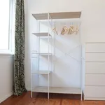 Rent a room of 100 m² in Lisboa