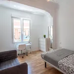 Rent 5 bedroom apartment in Valencia