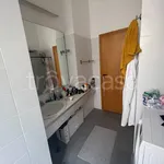 Rent 4 bedroom apartment of 100 m² in Napoli