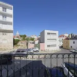 Rent a room in lisbon