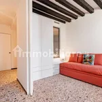 Rent 4 bedroom apartment of 115 m² in Venice