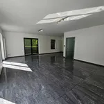 Maison de 970 m² avec 5 chambre(s) en location à Waterloo