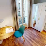 Rent a room of 56 m² in Paris