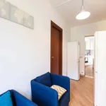 Rent a room of 151 m² in Milan