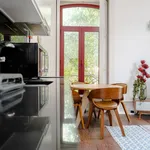 Rent 2 bedroom apartment of 50 m² in Porto