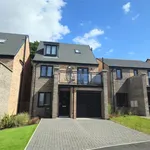 Rent 4 bedroom house of 109 m² in Durham