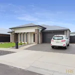 Rent 4 bedroom house in Horsham