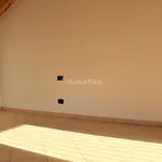 Rent 3 bedroom apartment of 87 m² in Parabiago