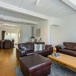 Rent 6 bedroom house of 167 m² in Riel-Dorp