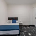 Rent a room of 150 m² in valencia