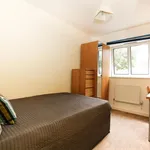 Rent 4 bedroom flat in Newcastle upon Tyne