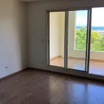 Appartement de 63 m² avec 3 chambre(s) en location à Possession