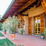 Rent 11 bedroom house of 517 m² in Osio Sotto