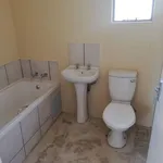 Rent 2 bedroom house of 50 m² in Soweto