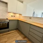 Rent 2 bedroom flat in Yorkshire And The Humber