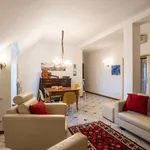 Rent a room of 150 m² in milan