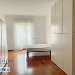 Rent 4 bedroom apartment of 170 m² in Milan