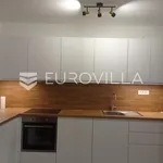 Rent 2 bedroom apartment of 90 m² in Grad Kaštela