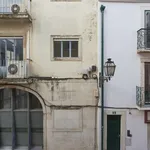 Rent a room in lisbon