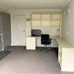 Studio in Caulfield North